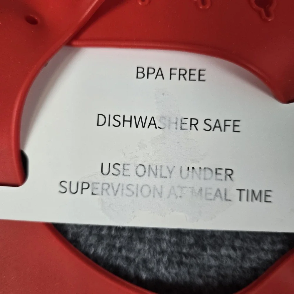 Netflix And Spill Bib Bundle Of Joon Red‎ Spill Bib